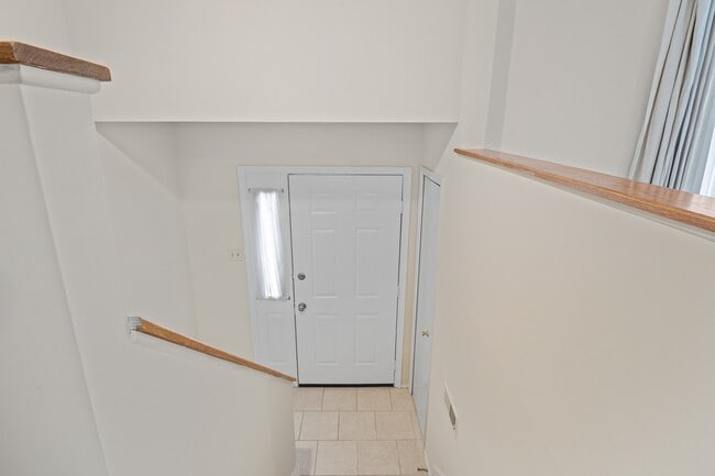 Building Photo - 11740 Stonegate Ln