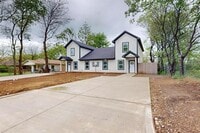 Building Photo - 1213 Mill St