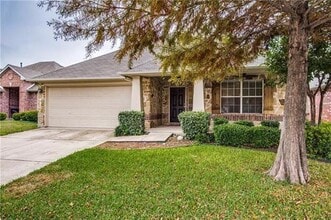 Building Photo - 811 Creekside Dr