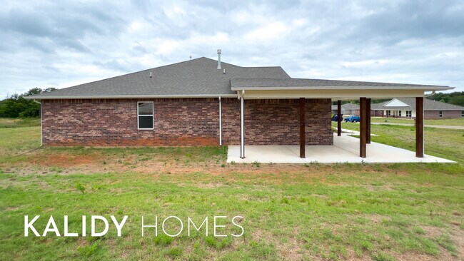 Building Photo - 17583 Natalie Ct