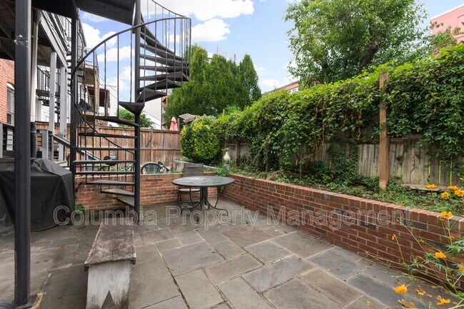 Building Photo - 1713 Euclid St NW