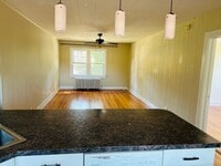 Building Photo - 11 Elliott Pl