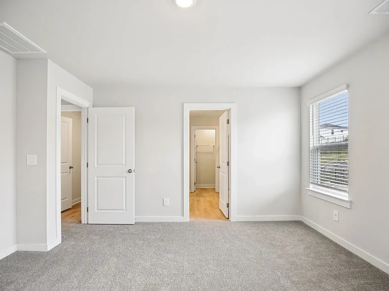 Building Photo - 4145 Walnut Ridge Dr