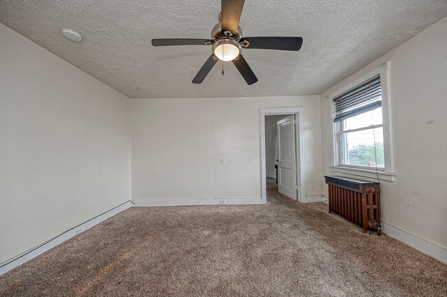 Building Photo - 2361 Brownsville Rd