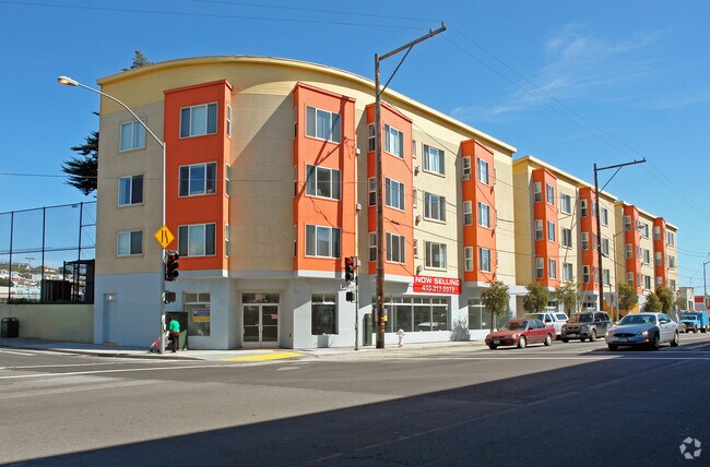 Building Photo - Silver Park Apartments