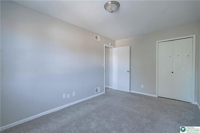 Building Photo - 1405 Presidential Dr