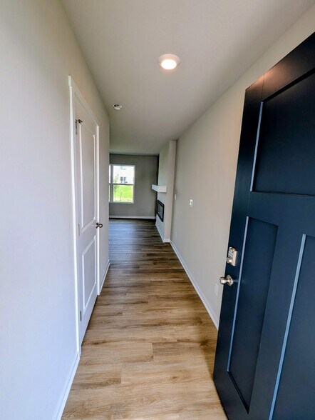 Entry Way - 4306 NE 13th St