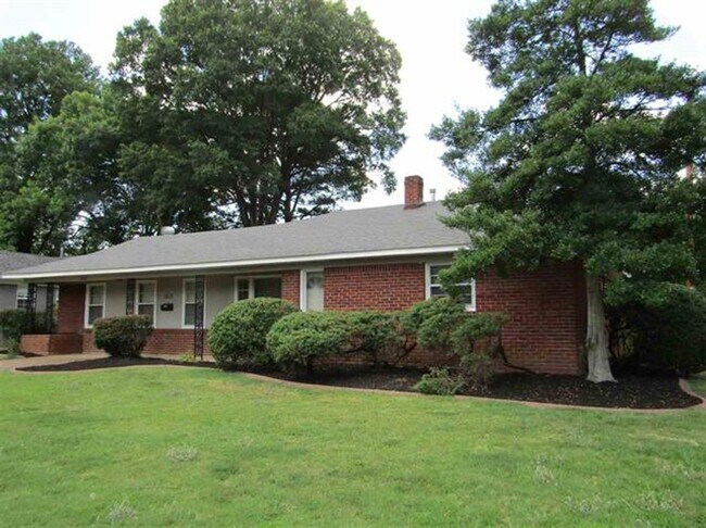 Building Photo - Mendenhall Acres