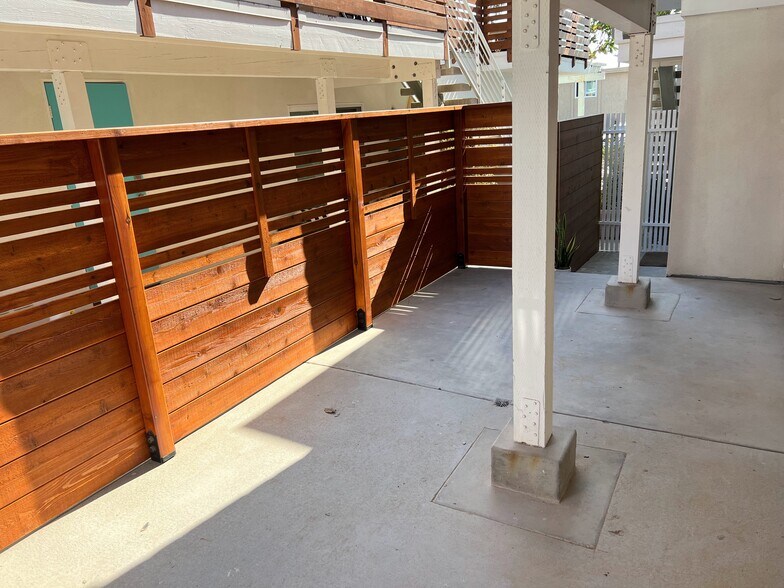 Spacious, gated side patio off second room - 2225 Manchester Avenue