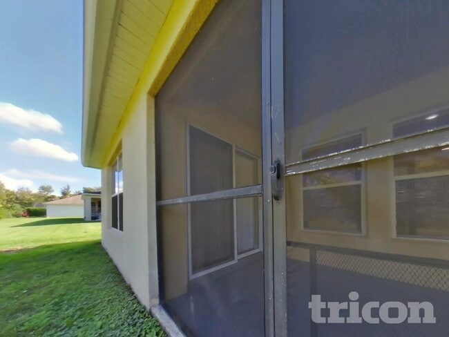 Building Photo - 321 Black Springs Ln