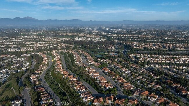 Building Photo - 28645 Via Pasatiempo