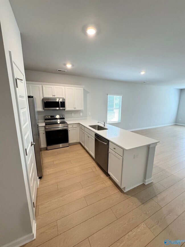 Building Photo - 22733 Dashwood Ln