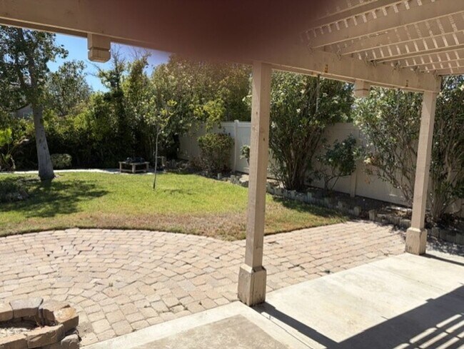 Building Photo - 37799 Amber Ln