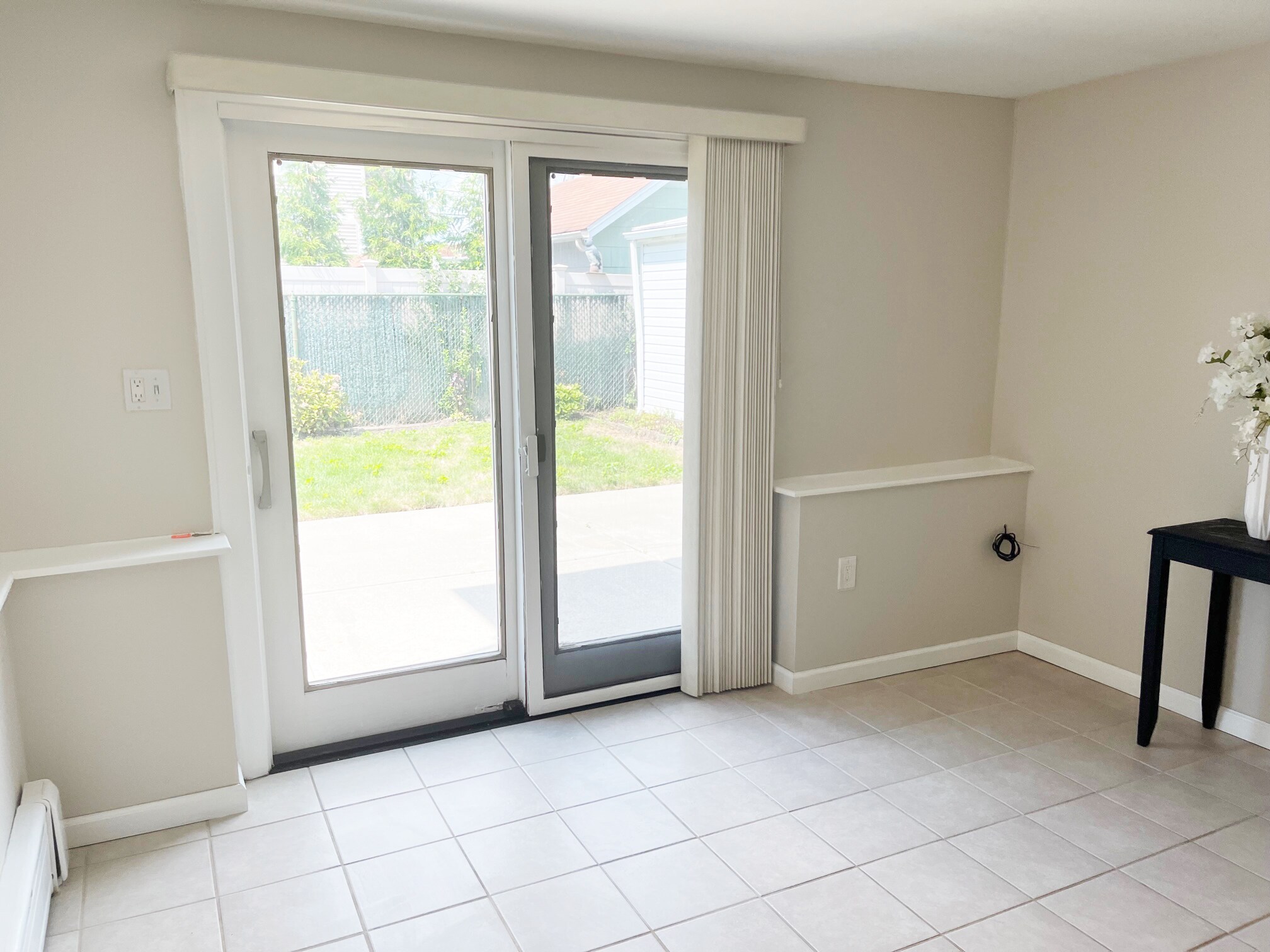 Building Photo - 36 2nd Ave