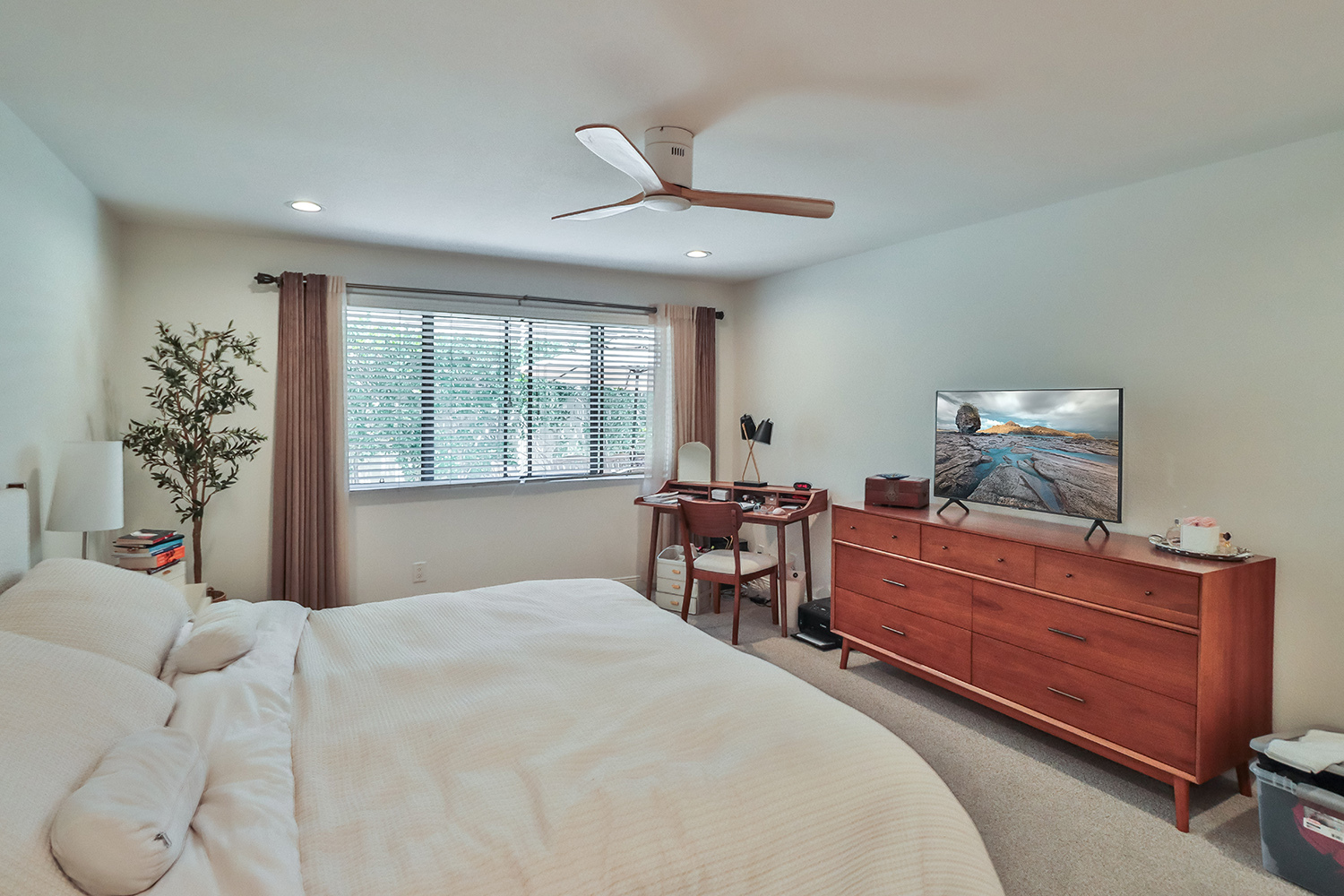 Building Photo - 1243 Clippers Cir