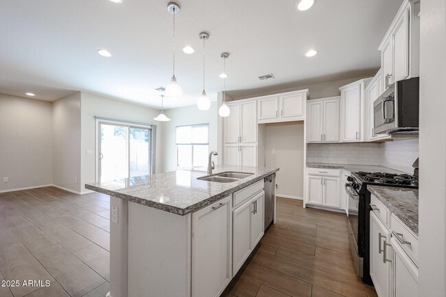 Building Photo - 26329 N 166th Ave