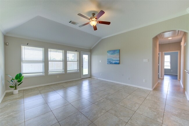Building Photo - 4519 Apple Point Ln