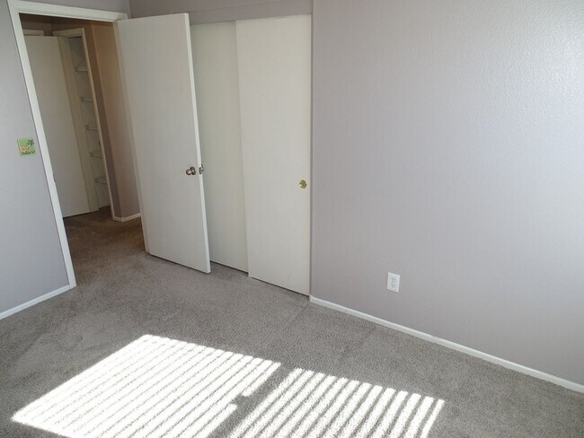 Building Photo - 3 Bedroom Home In The Heart Of Summerlin