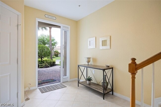 Building Photo - 3210 Cottonwood Bend