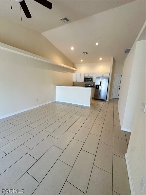 Building Photo - 4521 SW 9th Ave