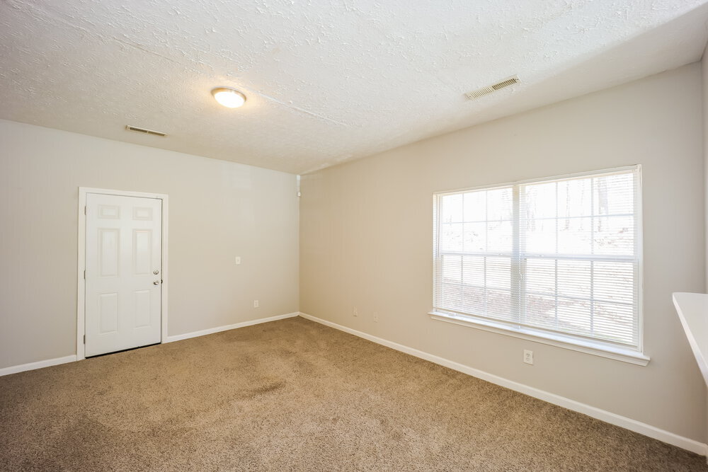 Building Photo - 6055 Camden Forrest Dr