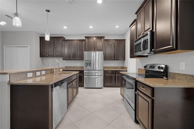 Building Photo - 1316 Gleneagles Ln