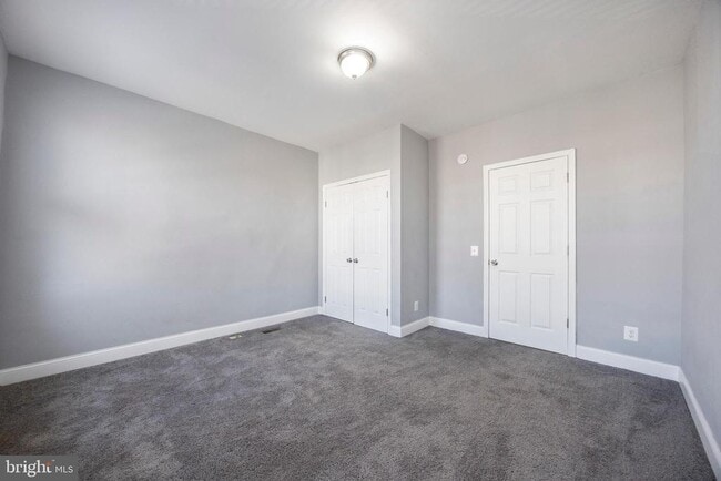 Building Photo - 10 N Ellwood Ave