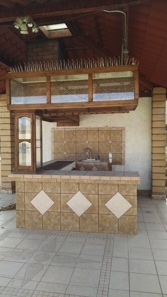 Building Photo - 1716 Sunrise Rd