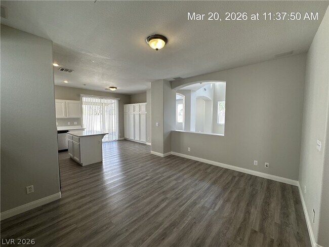 Building Photo - 9712 Floweret Ave