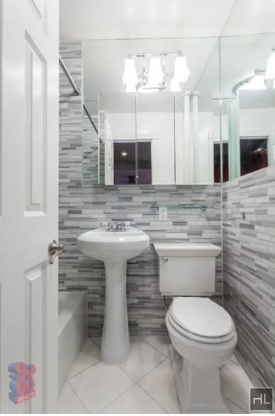 Building Photo - East 10th Street