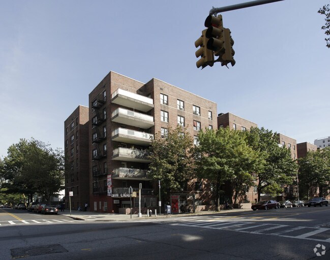 Primary Photo - 1111 Ocean Ave
