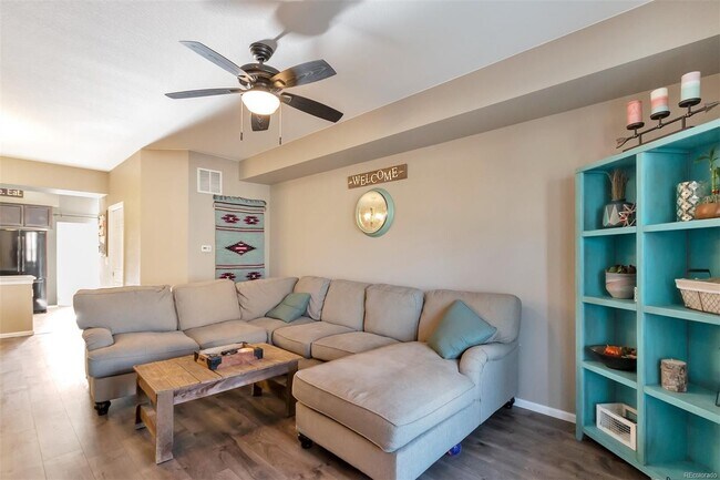 Building Photo - 15612 E 96th Way