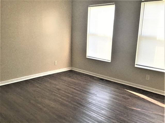 Building Photo - 10735 Chinkapin Cir