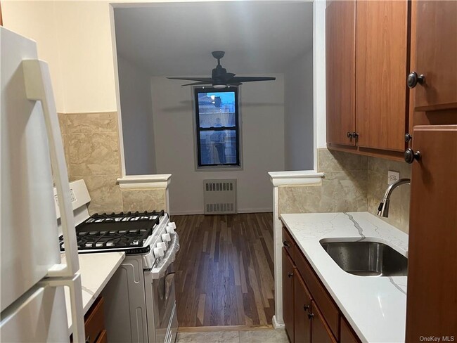 Building Photo - 3119 Bailey Ave