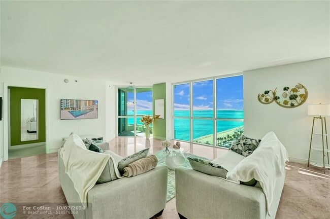 Building Photo - 101 S Fort Lauderdale Beach Blvd