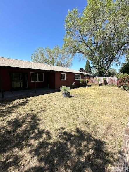 Building Photo - 462 Steffanie Wy