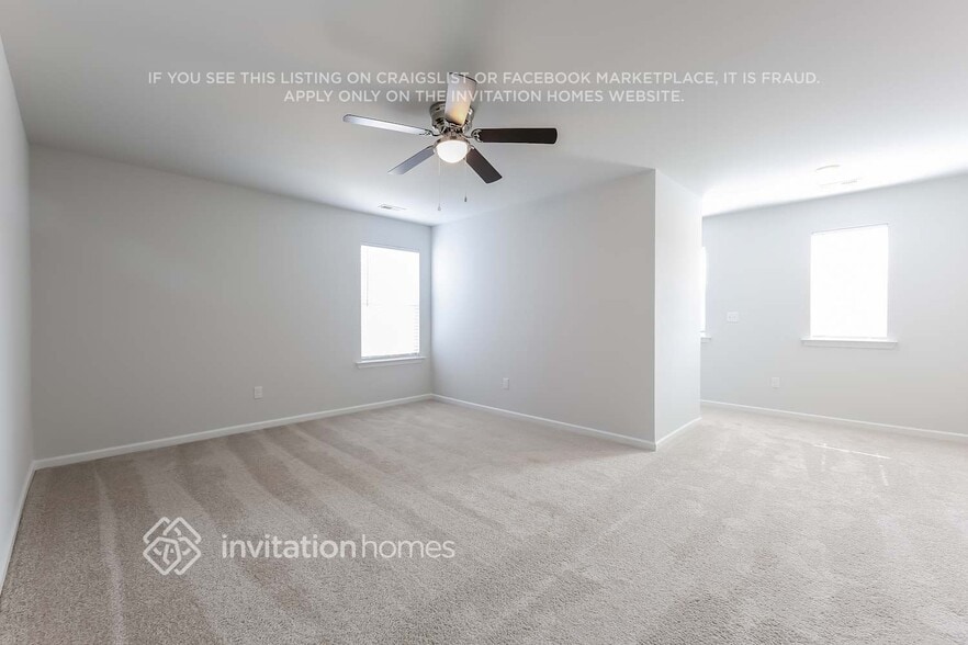 Building Photo - 203 White Flds Ave