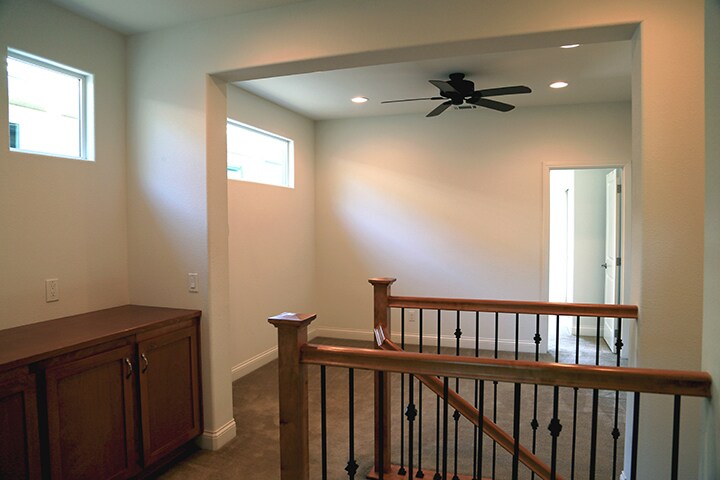 Building Photo - 321 Oak Hill Rd