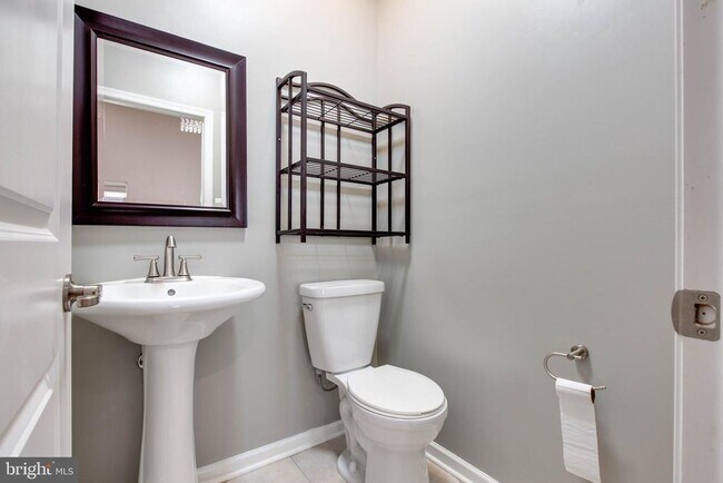 Building Photo - 2706 Amber Crest Rd