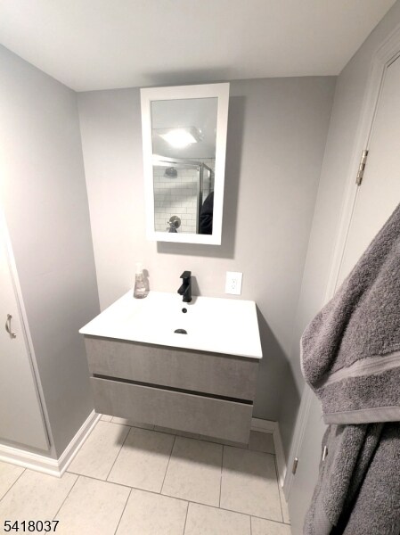 Building Photo - 651 Crescent Dr