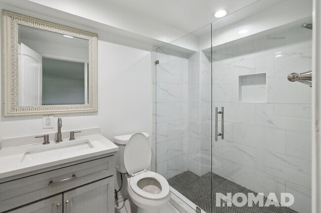 Building Photo - Spacious 4BR House in Duncanville