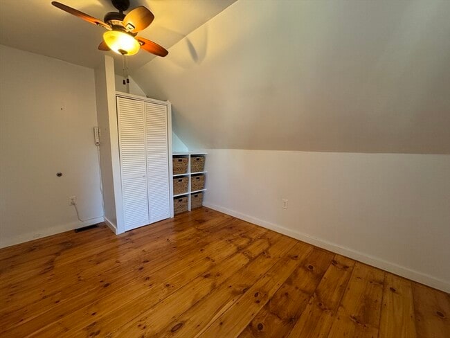 Building Photo - 8 Elmwood St