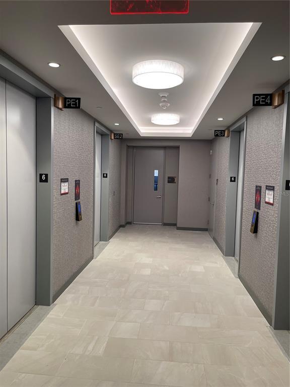 Building Photo - 400 Central Ave