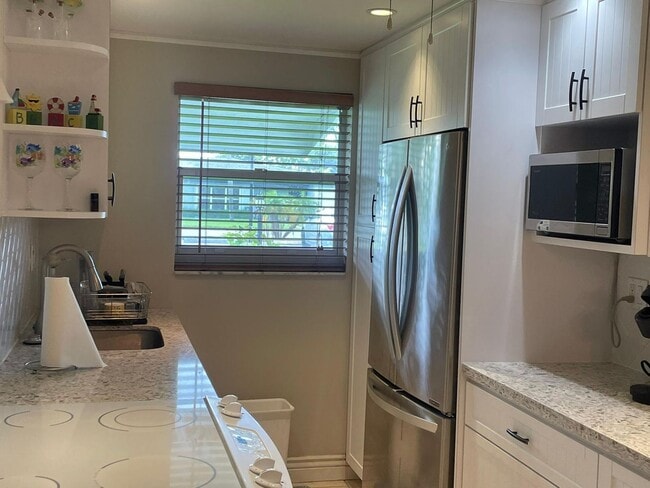 Building Photo - 1 bedroom 1 bath Villa in Delray Beach -55...