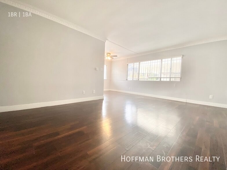 Building Photo - 5716 La Mirada Ave