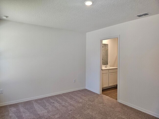 Building Photo - Brand New modern 3 Bed, 2 bath with 2 car garage in Palm Coast minutes from the Beach and shopping