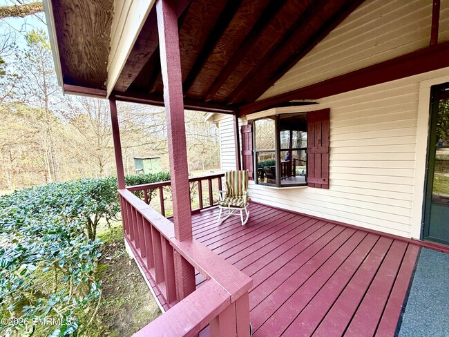 Building Photo - 8223 Center Hill Rd