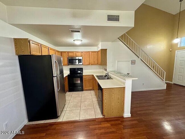Building Photo - 4114 E Union Hills Dr