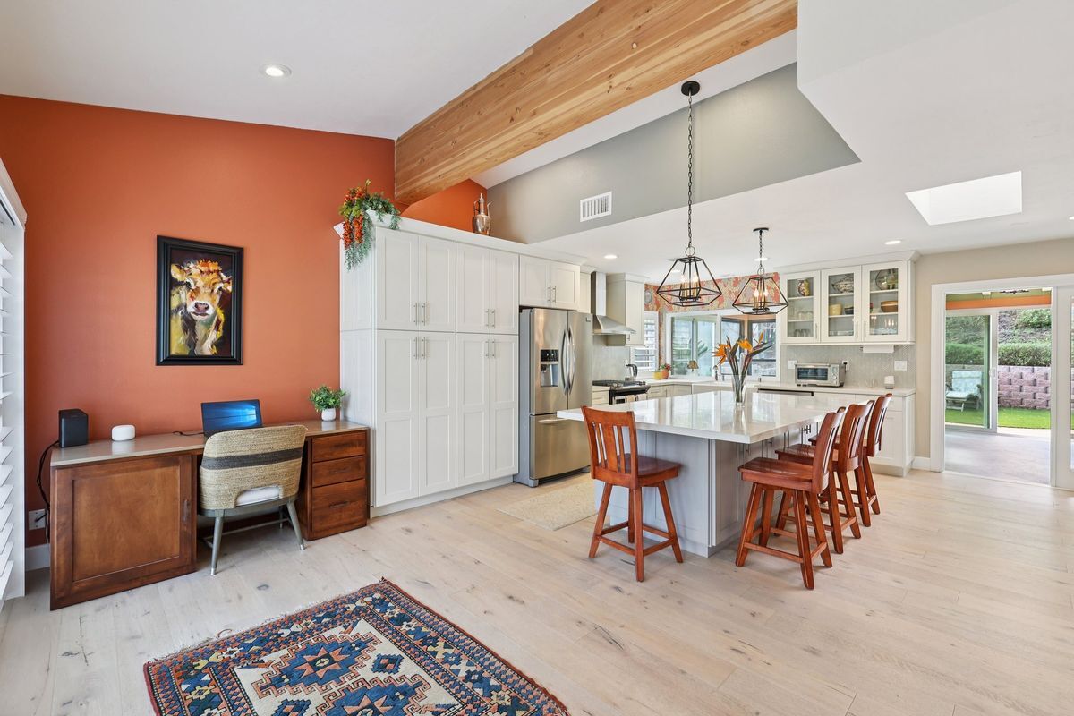 Building Photo - 1767 Woodbine Pl