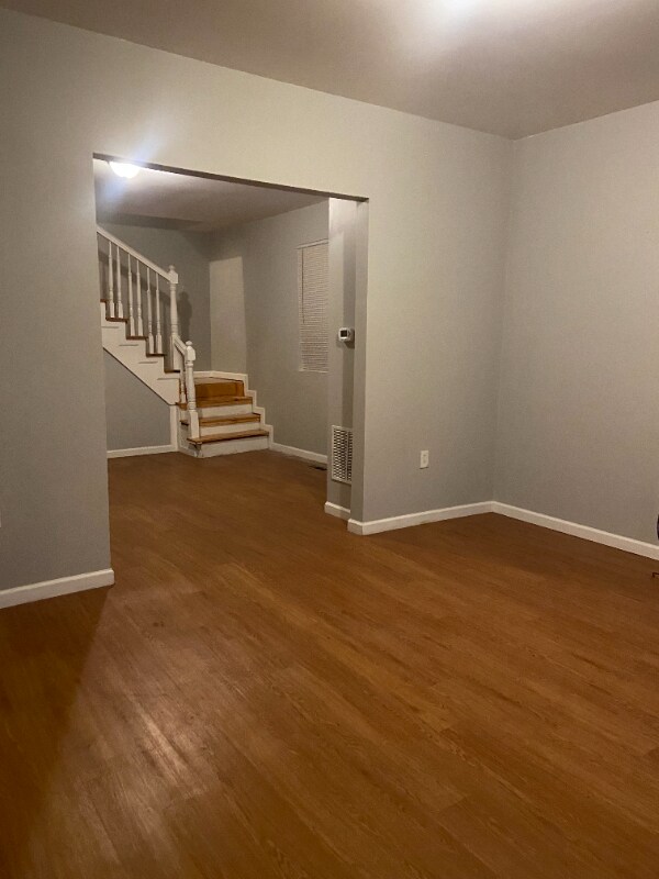 Building Photo - 89 Whitethorne Ave